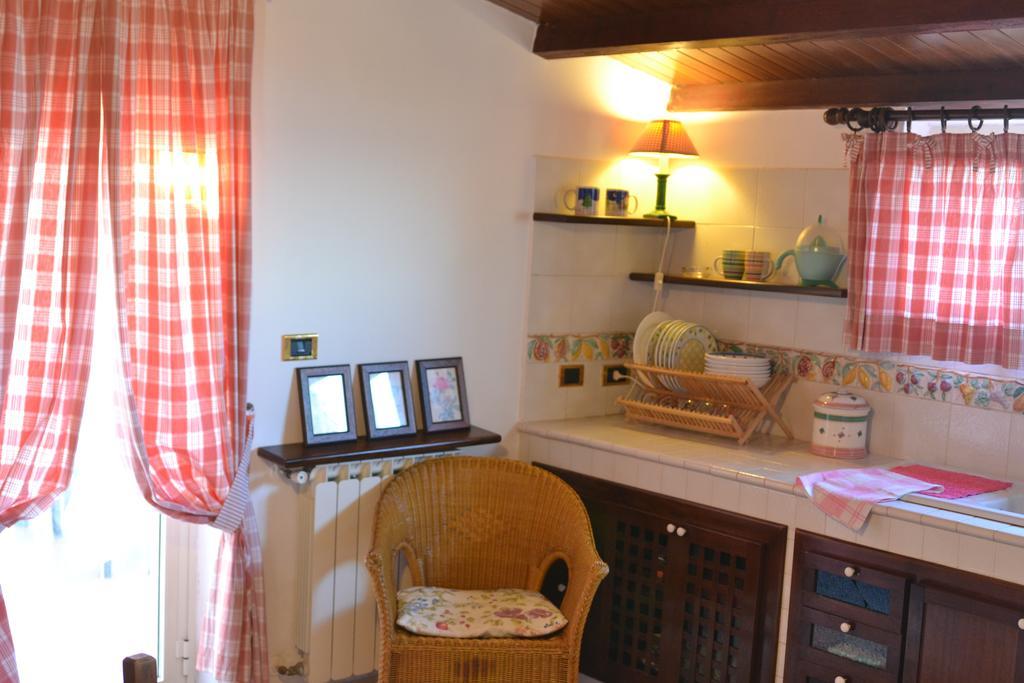 Vacanze Al Mare Patrizia'S Sweet Home Terme Vigliatore Værelse billede