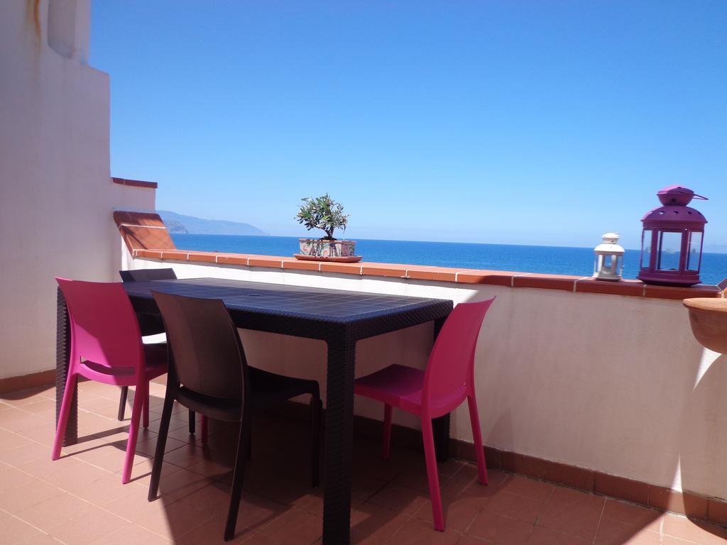 Vacanze Al Mare Patrizia'S Sweet Home Terme Vigliatore Eksteriør billede